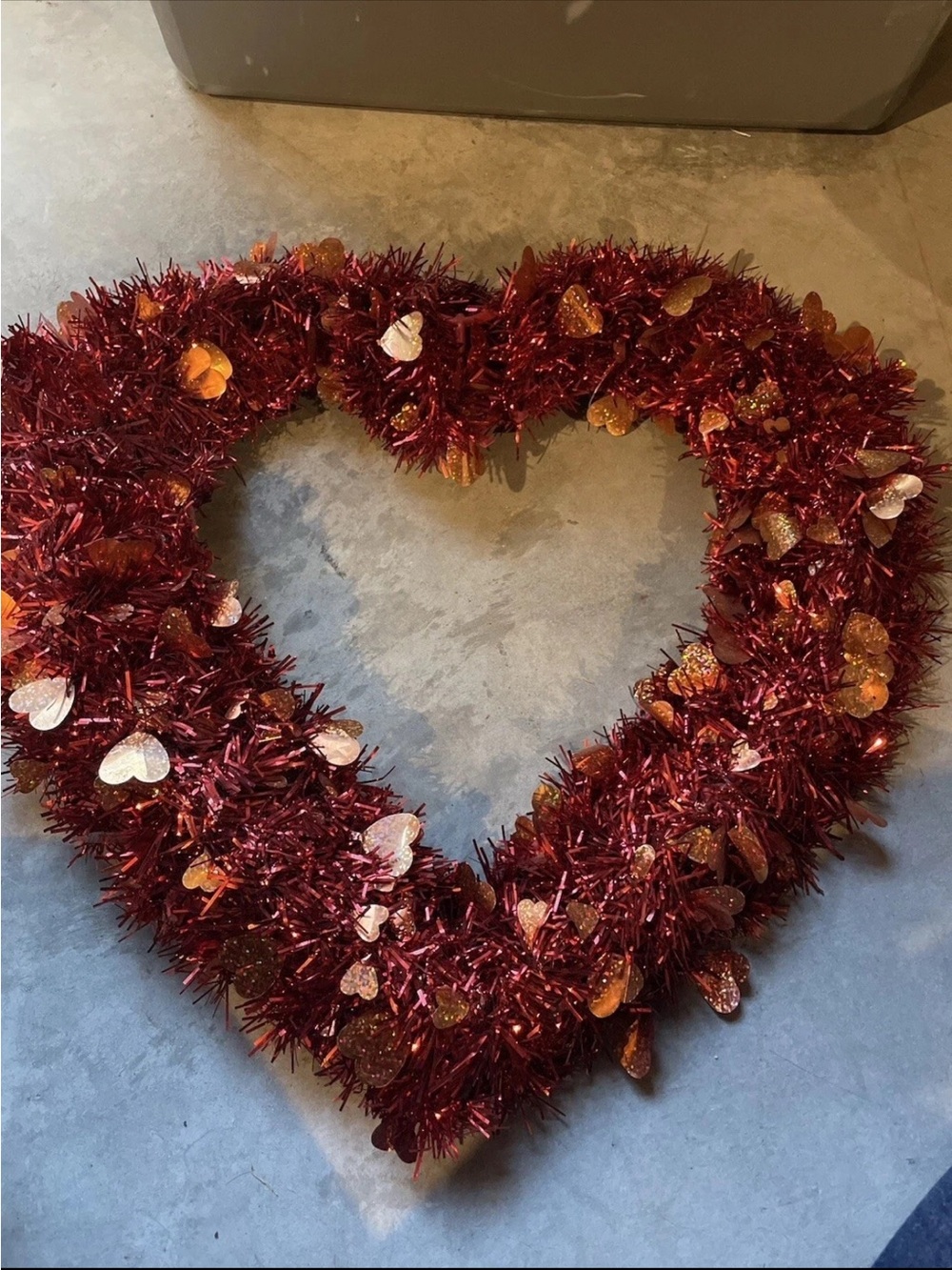 Heart-Shaped Red Tinsel Holiday Wreath with Sparkling Accents